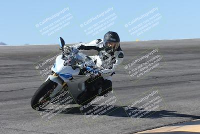 media/Oct-13-2025-Moto Forza (Mon) [[a66d839500]]/4-C Group/Session 2 (Bowl)/